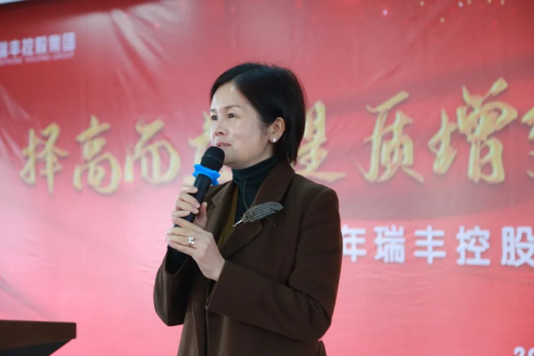 e1292808eb35f6b79c93ad9b8d761ce7.jpg
